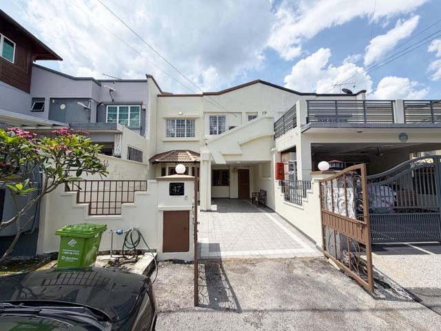 Terraced House for sale in Country Heights Damansara, Kuala Lumpur