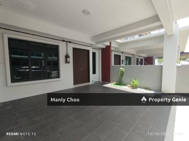 Terraced House for rent in Malaka