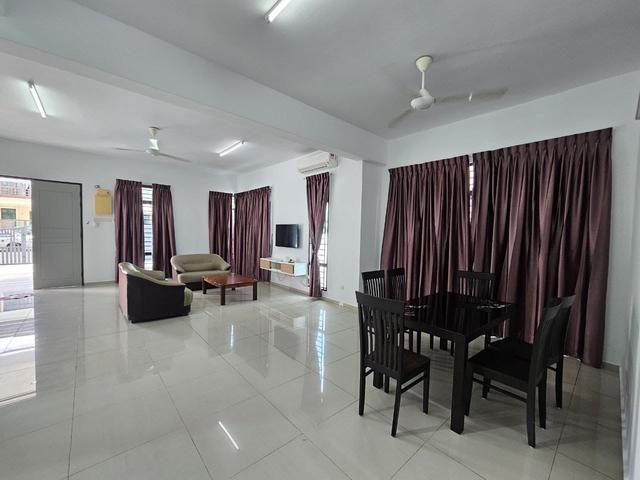 Bungalow for rent in Paya Rumput