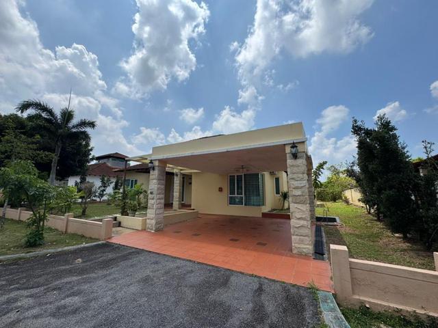 Bungalow for rent in Bukit Katil, Malaka