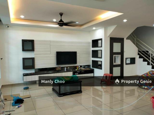 Terraced House for rent in Malaka