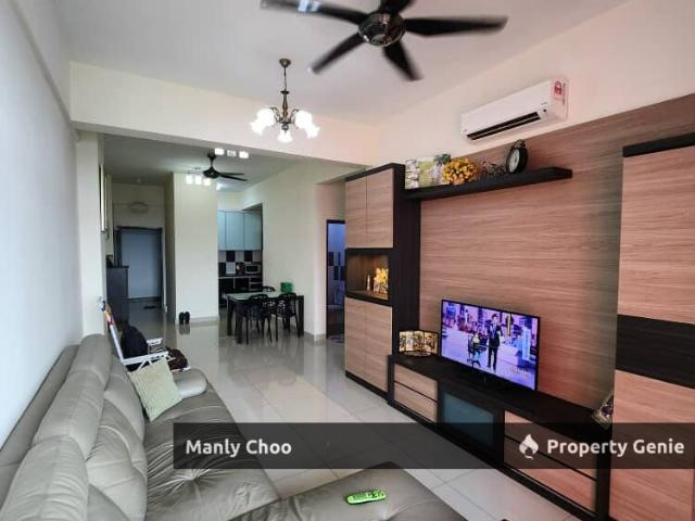 Condominium for rent in Malaka