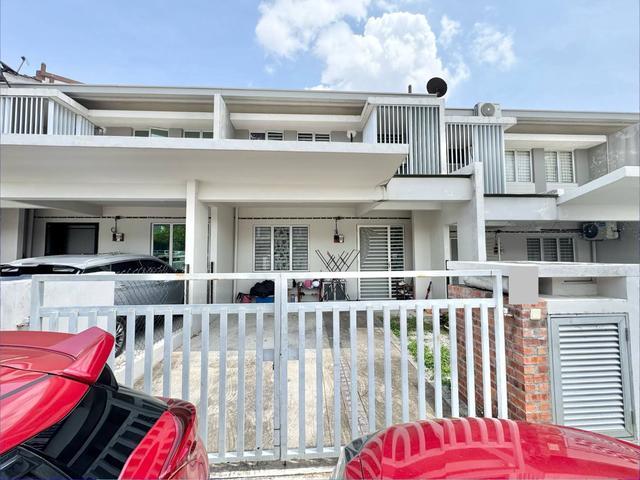 Terraced House for sale in Tanjong Sepat, Selangor