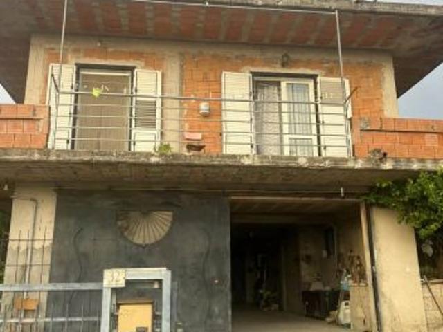 Villa Indipendente in vendita a Guardia Sanframondi, Benevento