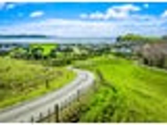 Land for sale in Ōmaha, Rodney
