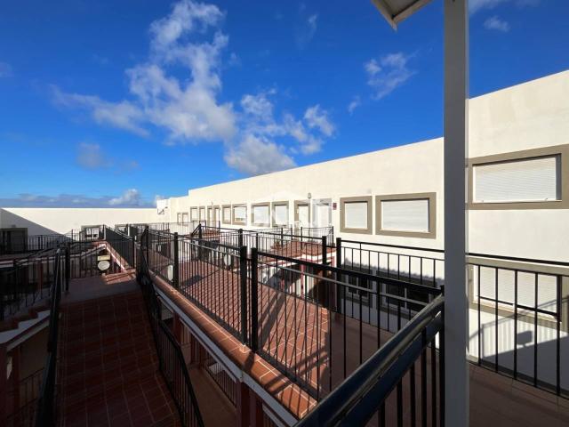 Piso en venta en Las Rosas, Arona