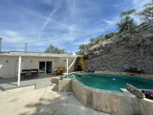 Apartamento en alquiler en Sierra de las Nieves, Andalucía