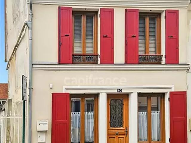 Maison vente à Montbrieux, Guérard