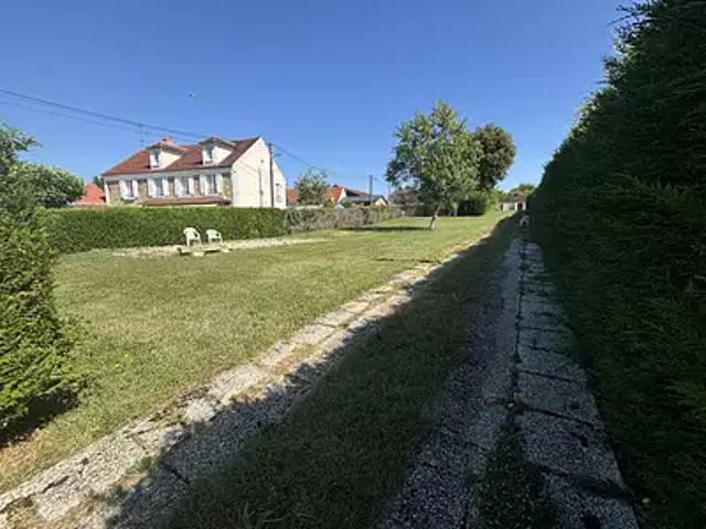 Terrain vente à Montbrieux, Guérard