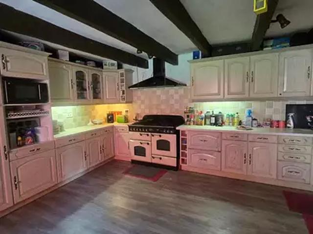 Maison vente à Croix Marguerite, Guern