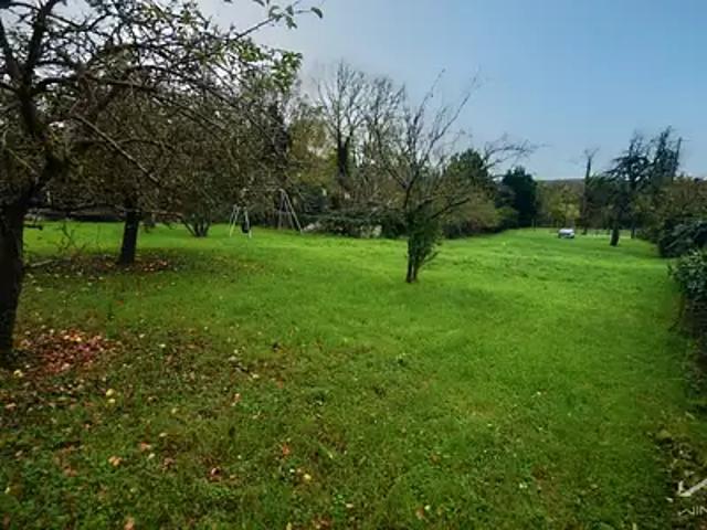 Terrain vente à Mantes-la-Jolie, Guernes