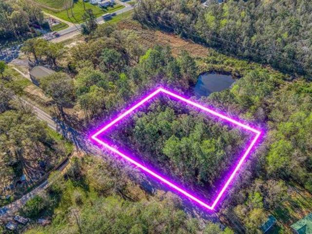 Land for sale in Pace, Florida