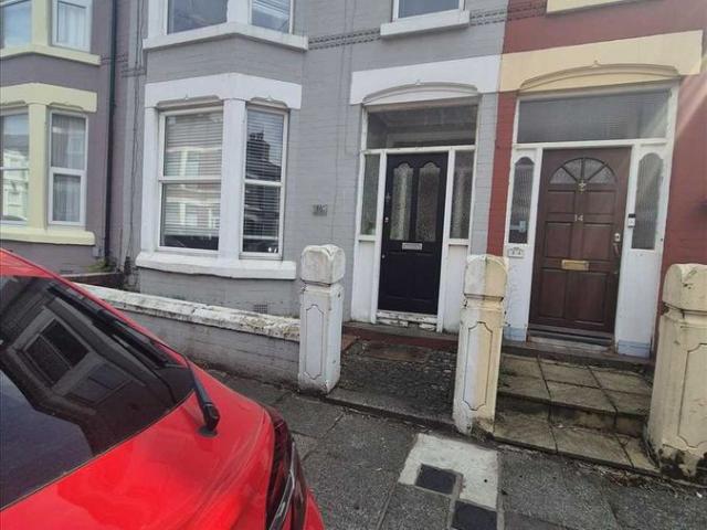 House for rent in Stoneycroft, Calderstones