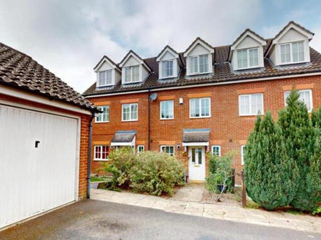 House for sale in Kennington Lees, Bridgefield
