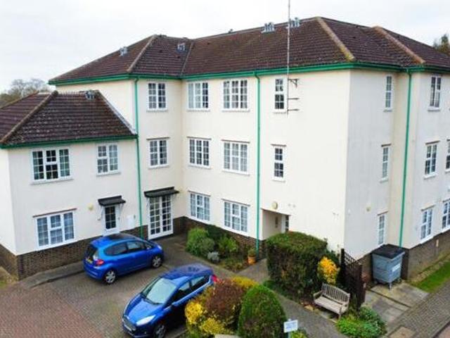 House for rent in Fretherne, Hertfordshire