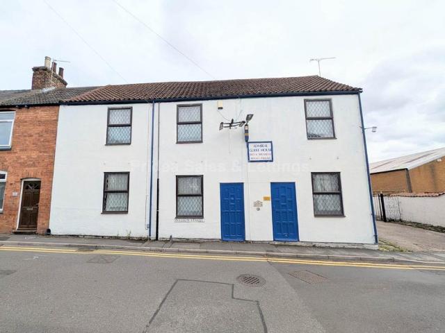 Commercial for sale in New Boultham, Brayford