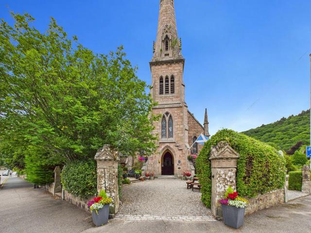 Commercial for sale in Ballater, Scotland