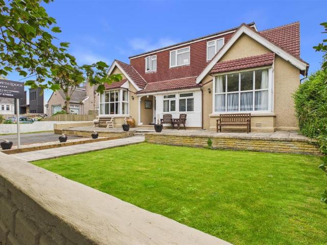 Commercial for sale in Newquay, Cornwall