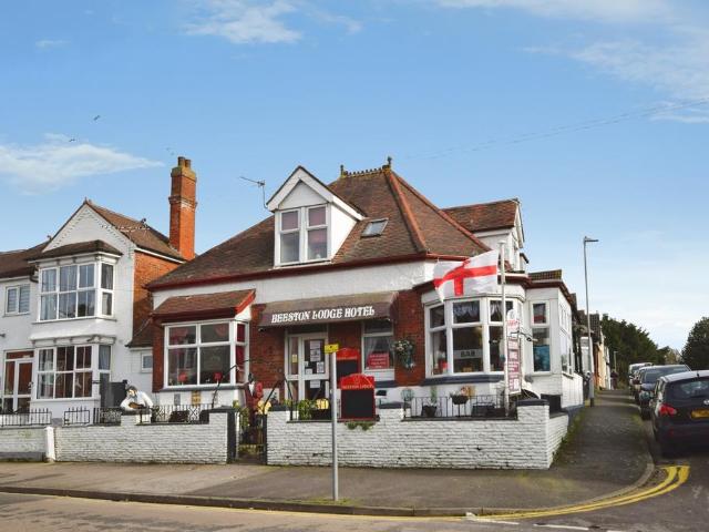 Commercial for sale in Seacroft, Belleau