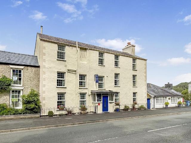 Commercial for sale in Friog, Wales