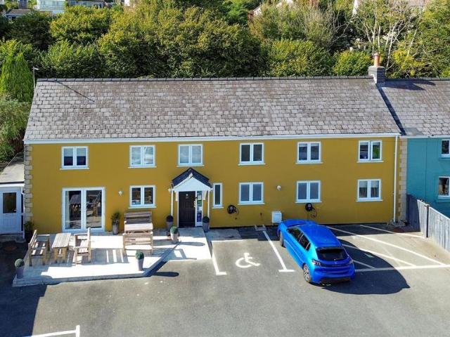 Commercial for sale in Fishguard and Goodwick, Goodwick