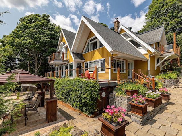 Property for sale in Baie-saint-paul, Quebec