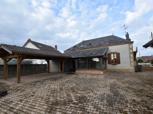 Maison vente à Gueugnon, Saône-et-Loire