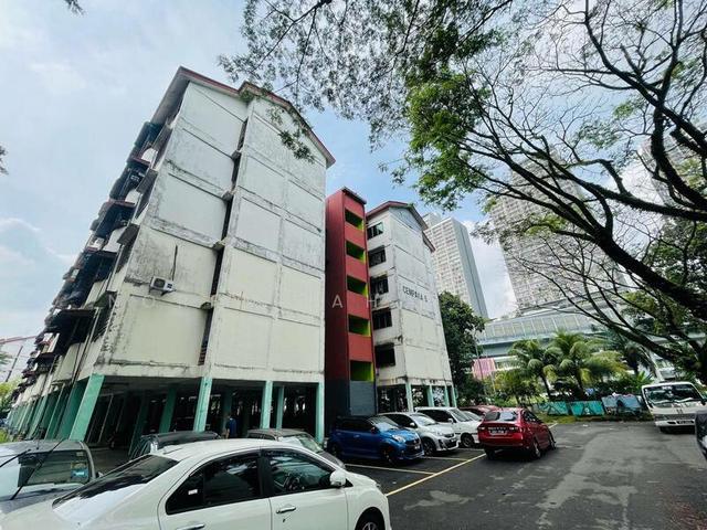 Apartment for sale in Petaling, Damansara Damai