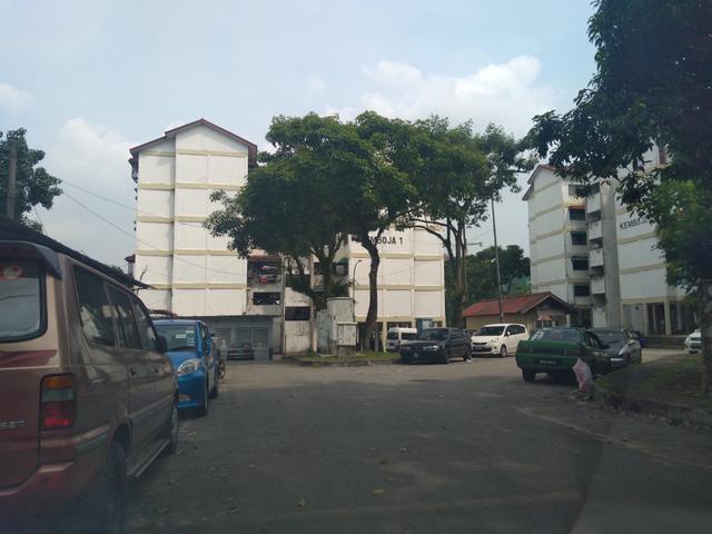 Flat for sale in Petaling, Damansara Damai