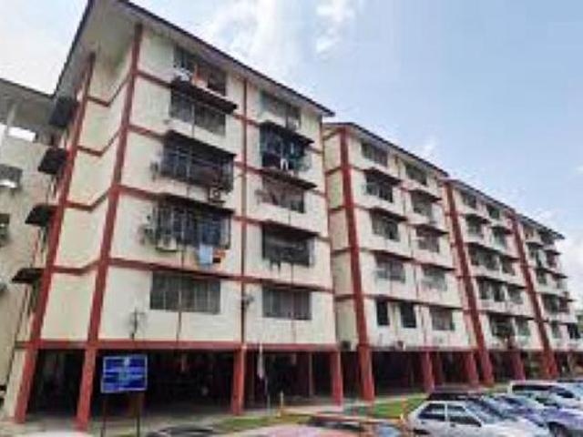 Flat for sale in Petaling, Damansara Damai