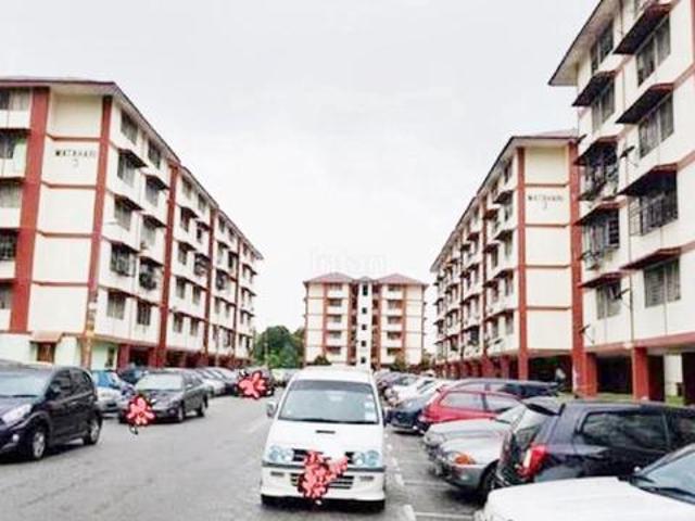 Flat for sale in Petaling, Damansara Damai