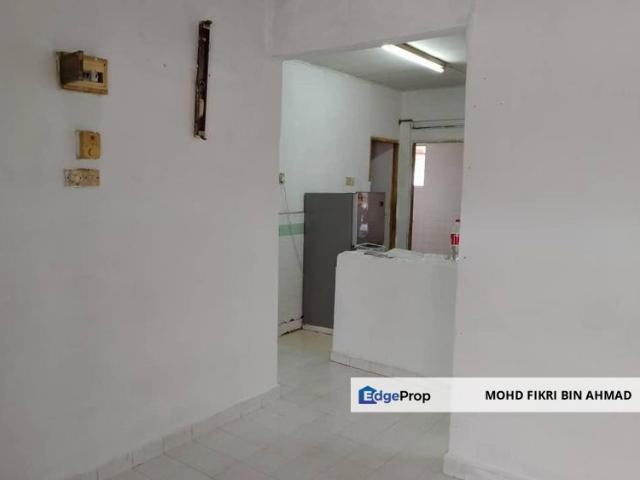 Flat for sale in Petaling, Damansara Damai