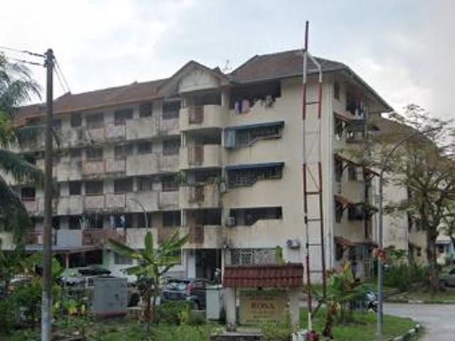 Flat for sale in Petaling, Damansara Damai