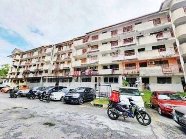 Flat for sale in Petaling, Damansara Damai