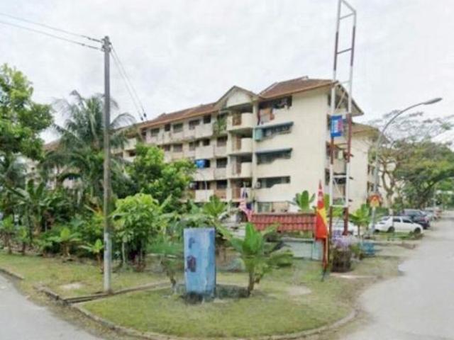 Flat for sale in Kota Damansara, Petaling Jaya