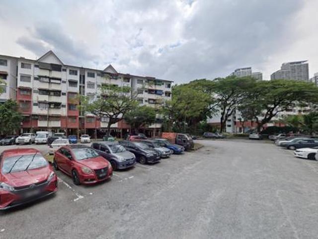 Apartment for sale in Petaling, Damansara Damai