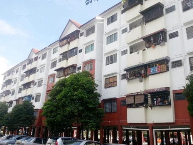 Apartment for sale in Petaling, Damansara Damai