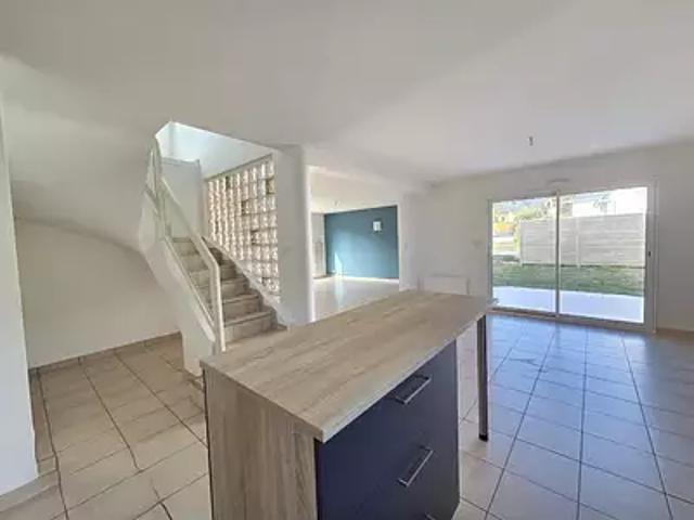 Maison location à Villeneuve Le Bourg, Guidel