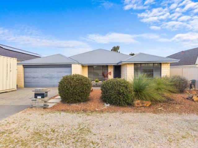 House for sale in High Wycombe, Western Australia