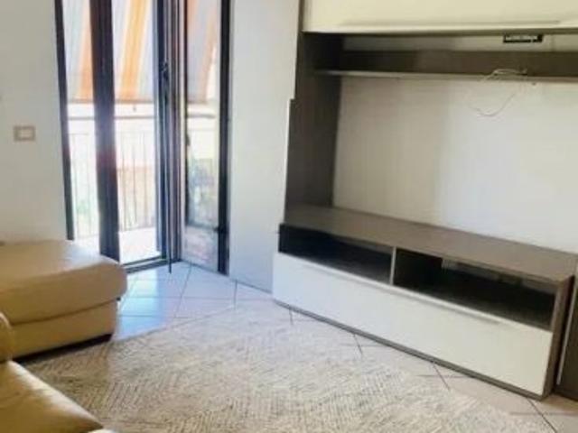 Appartamento in affitto a Guidonia Montecelio, Roma Capitale