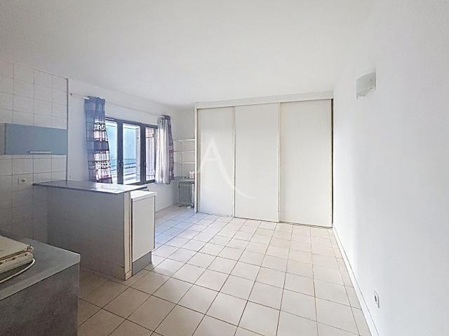 Appartement vente à Melun, Guignes