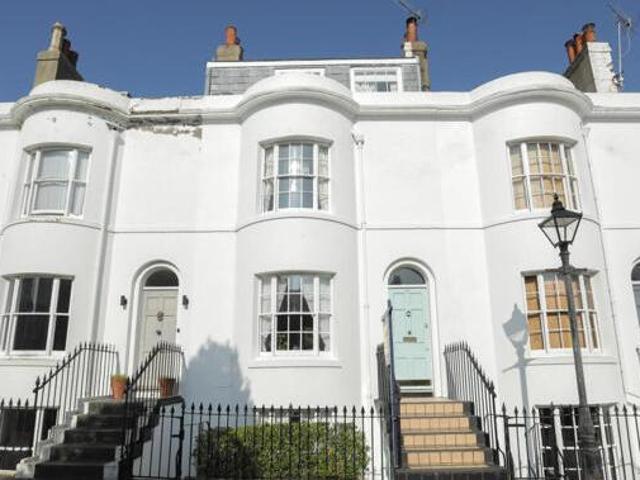 House for sale in East Cliff, Acol