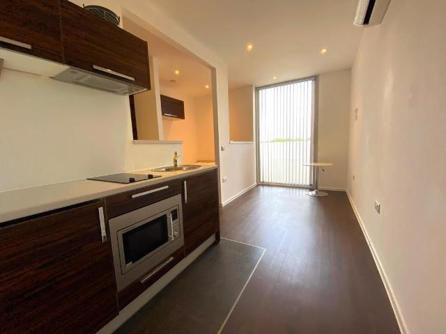 Apartment for rent in Guildford Park, Guildford