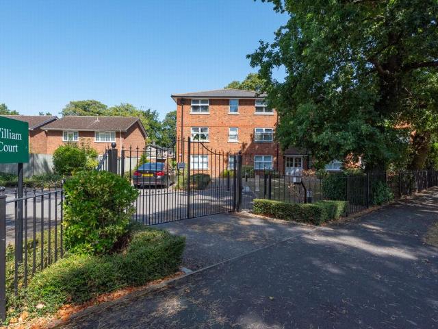 House for rent in Farnborough, Hampshire