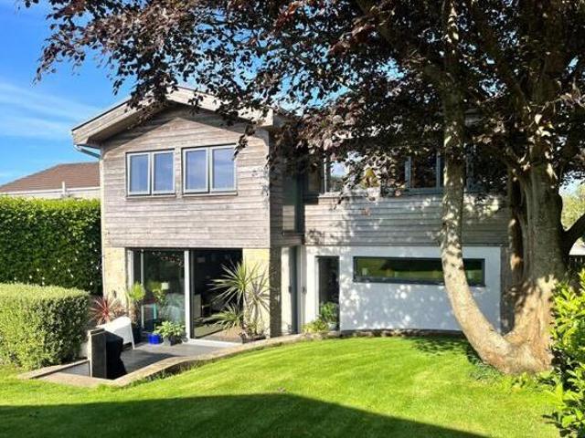 House for sale in Hayle, Cornwall