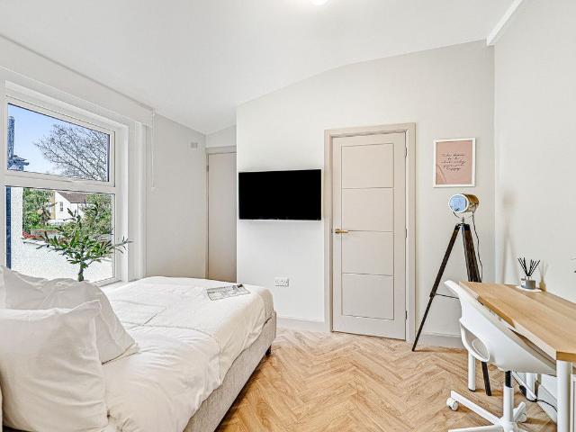 Room for rent in Southend City Centre Neighbourhood, Southend-on-Sea