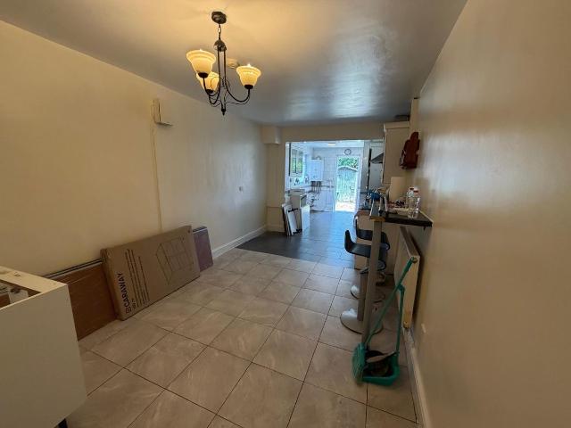 House for rent in Hale End, Greater London