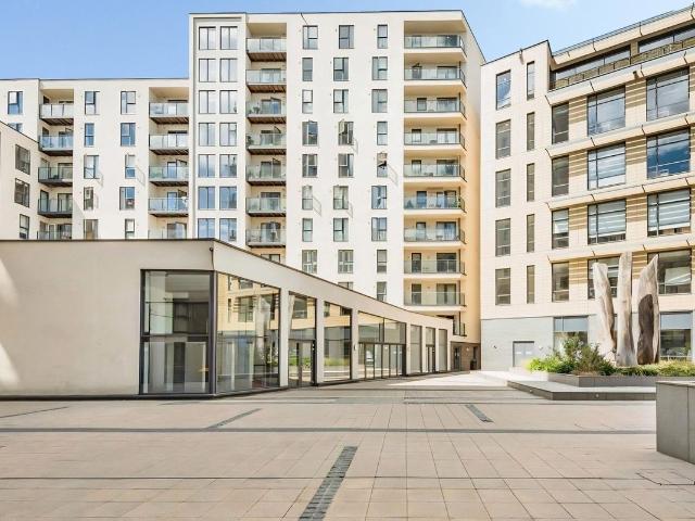 Apartment for rent in Horsell, Woking