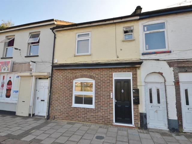Apartment for rent in Spring Park, Luton