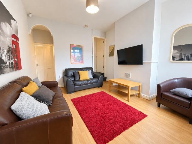 House for rent in Stoke, Stoke-on-Trent